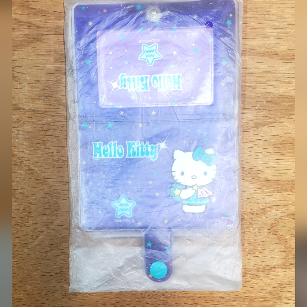 Aquarius Hello Kitty Wallet - image 1
